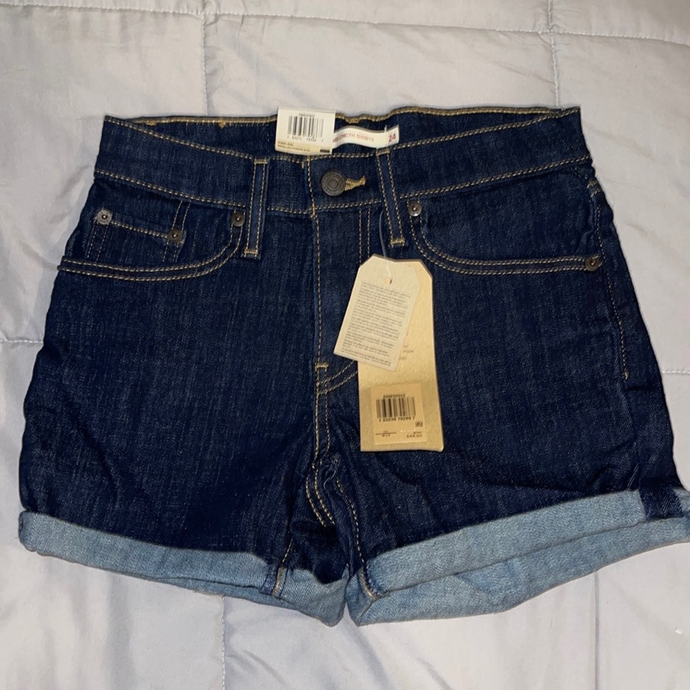 NWT LEVIS- Size 24, mid-length shorts